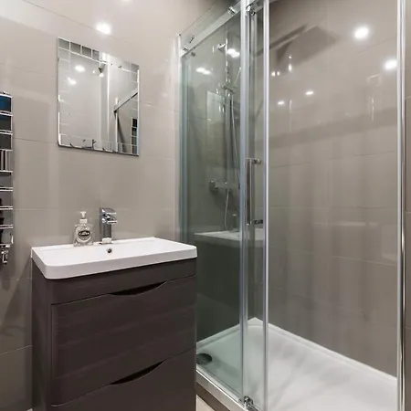 Oxford Circus Luxury Holiday Let London Exterior photo