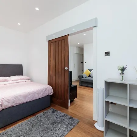 Oxford Circus Luxury Holiday Let London Exterior photo